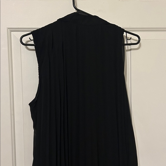 NEW Elegant Black Dress - Picture 2 of 4